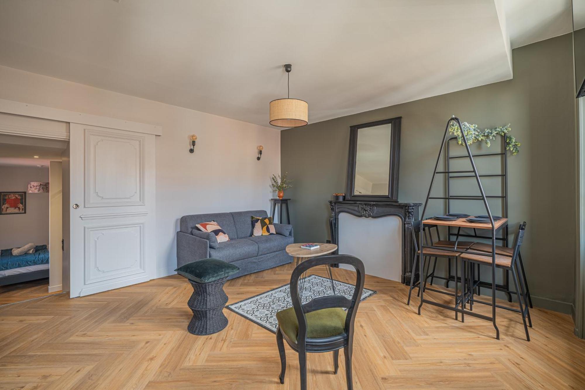 Le Felix Appart'Hotel Romans-sur-Isère Buitenkant foto